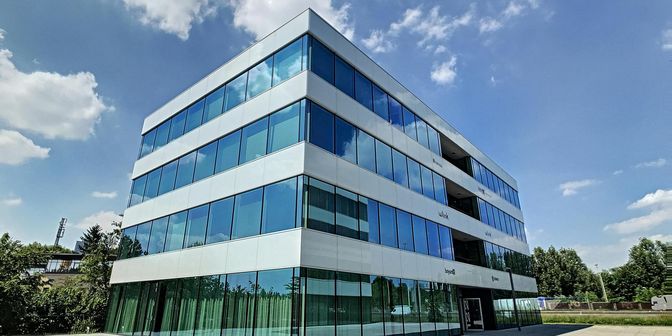 Bedrijfsvastgoed te huur in Rijvisschestraat 124, 9052 Zwijnaarde