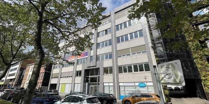 Bedrijfsvastgoed te huur in Uitbreidingstraat 60 bus V5-6, 2600 Berchem