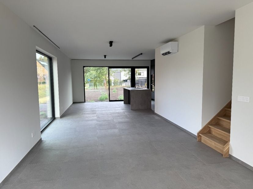 Maison à louer
                    à 3128 Baal