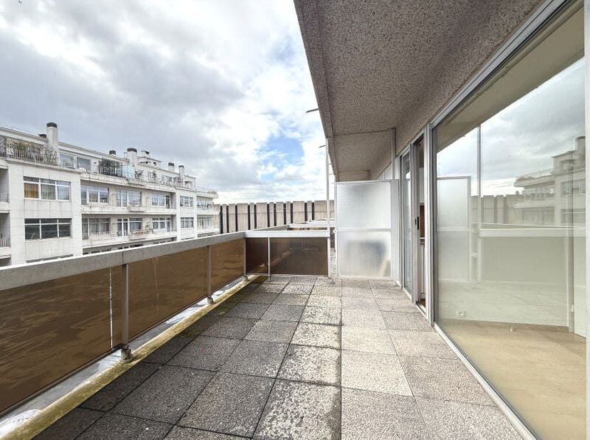 Appartement à louer à ,
                    1180 Uccle