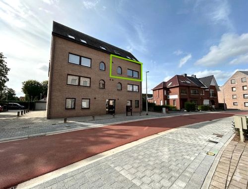                                         Appartement à louer à Mol, € 825
