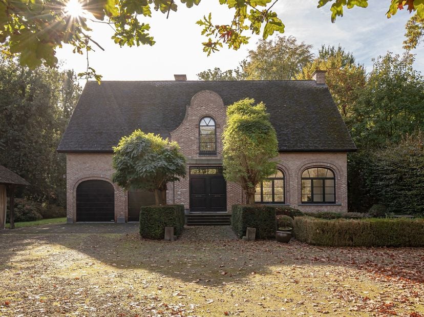 Maison à vendre à Alfons Servaislei 76,
                    2900 Schoten