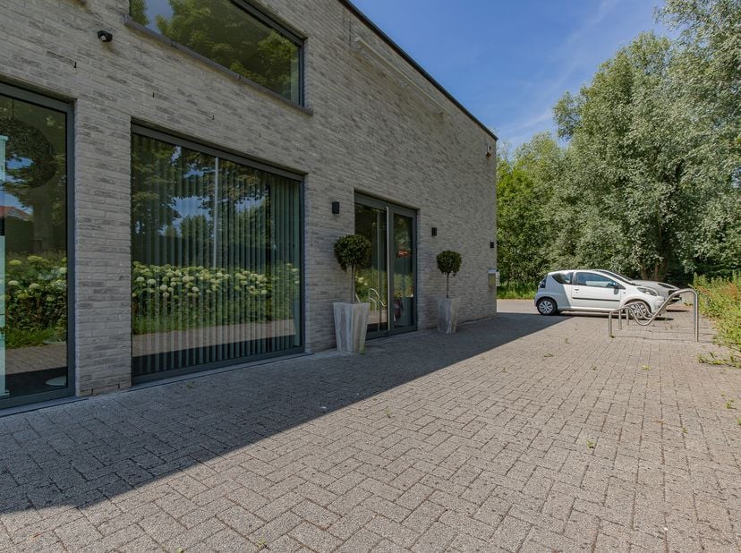 Bedrijfsvastgoed te koop in Kloosterstraat 22,
                    2880 Bornem