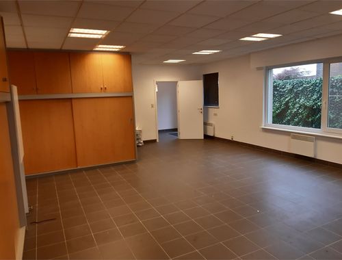                                         Kantoorruimte te huur in Brasschaat, € 450
