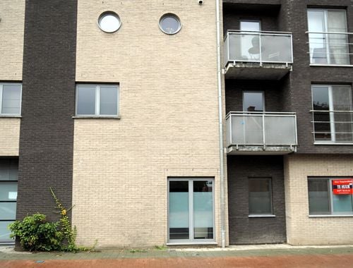                                         Appartement à louer à Vorst, € 650

