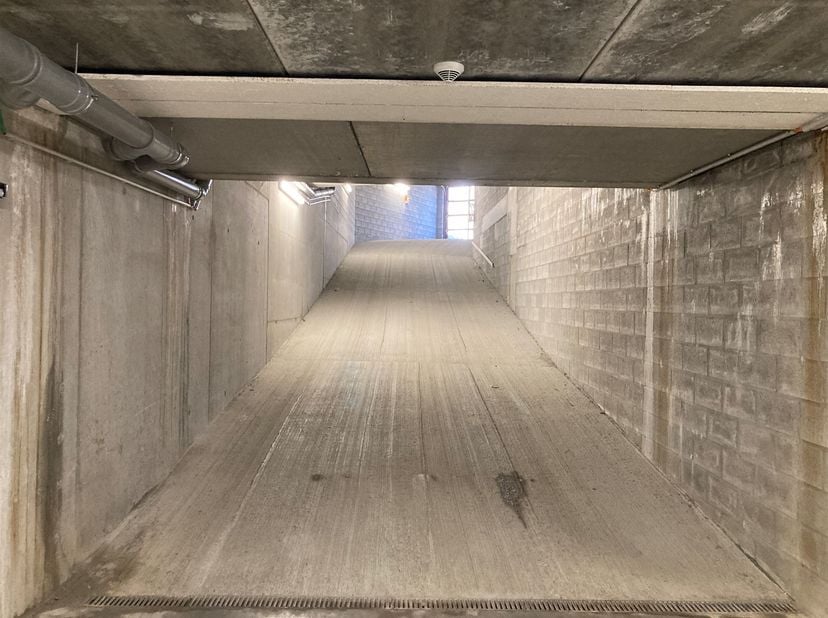 Garage à vendre
                    à 2220 Heist-op-den-Berg