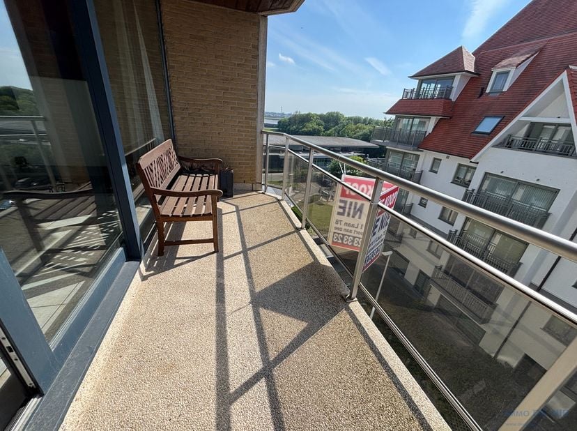 Residentie Four Seasons – Nieuwpoort<br />
Goed gelegen appartement in Nieuwpoort, op wandelafstand van het centrum, de zeedijk en de havengeul.<br />