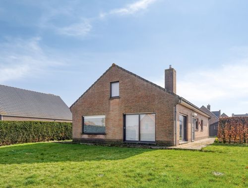                                         Maison unifamiliale à vendre à Ieper, € 265.000
