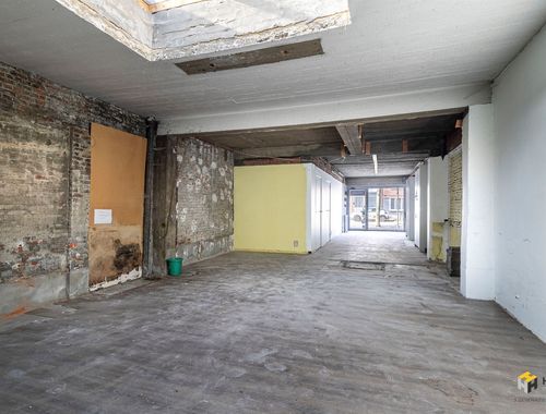                                         Bureaux à vendre à Berchem, € 179.000
