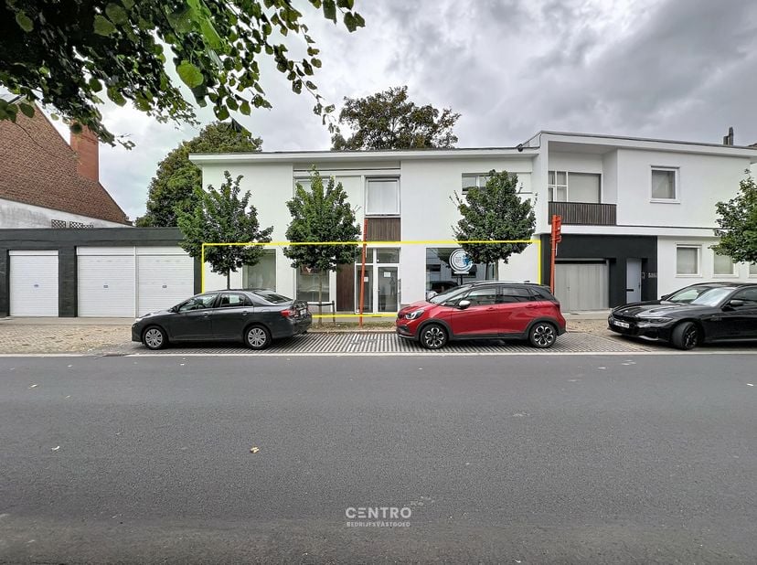 Bien professionnel à louer
                    à 8800 Roeselare