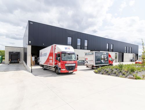                                         Opslagplaats te huur in Suarlée, € 4.250

