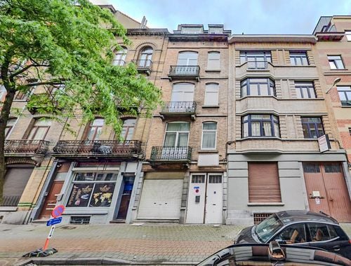                                         Appartementsgebouw te koop in Anderlecht, € 585.000
