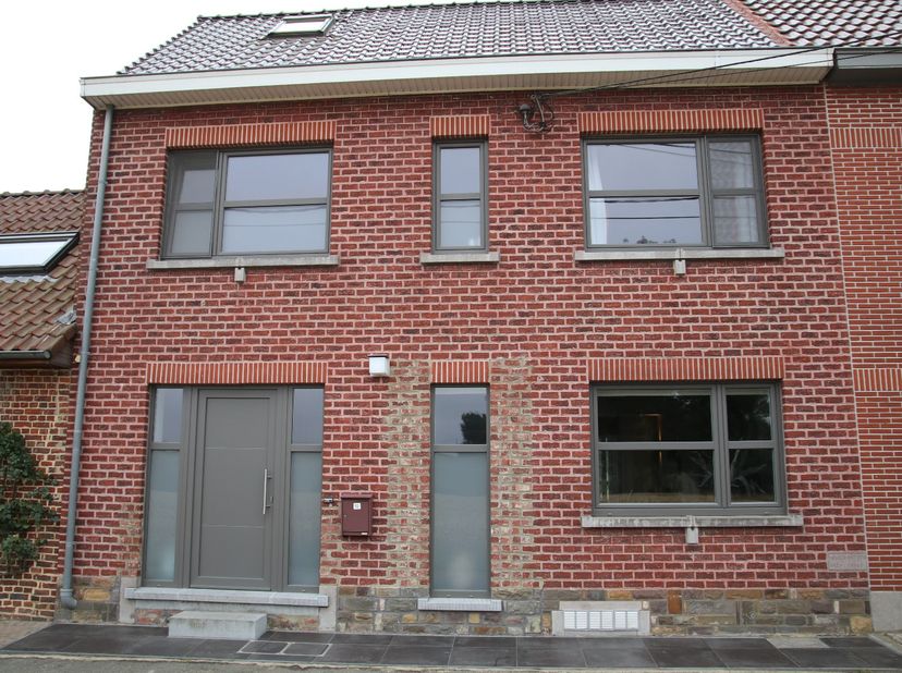 U kan uw bezoek zelfstandig inplannen via onze website www.woonkantoor.be<br />
U hoeft hiervoor niet te mailen of te bellen<br />
<br />
Deze prachti
