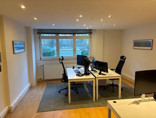                                        Kantoor te huur in Brussel, € 1.450
