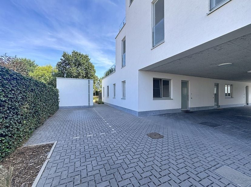 Appartement à louer
                    à 9800 Deinze