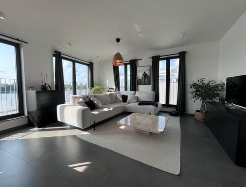                                         Appartement te huur in Antwerpen, € 975
