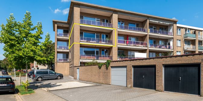 Appartement te koop in Ernest Jouretlaan 3 bus 4, 2650 Edegem