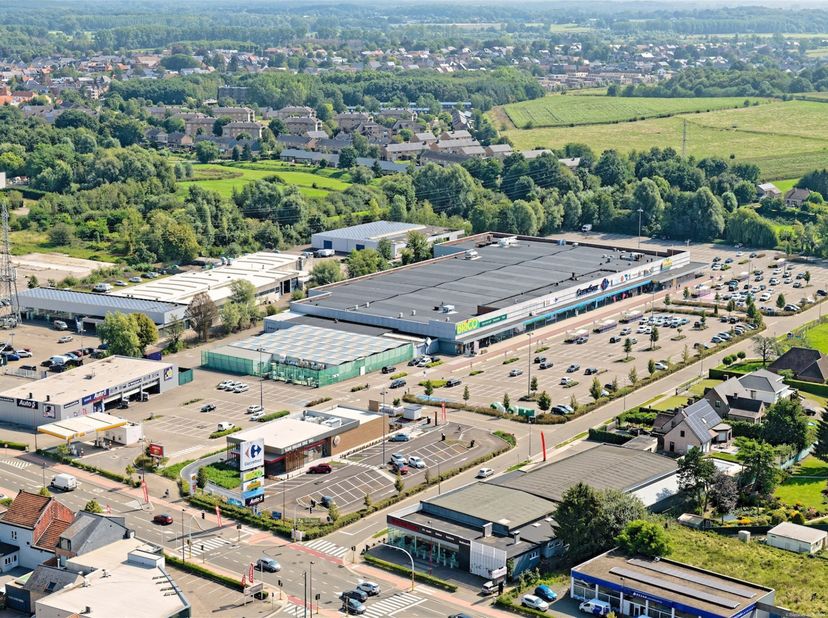 Bedrijfsvastgoed te huur in Leuvensesteenweg 110,
                    3290 Diest