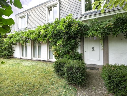                                         Villa te koop in Wilrijk, € 1.385.000
