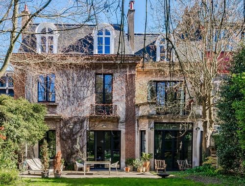                                         Villa te koop in Schaarbeek, € 2.750.000

