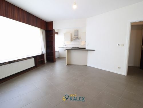                                         Appartement te huur in Etterbeek, € 680

