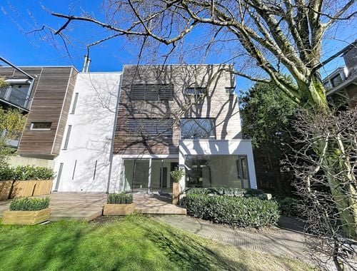                                         Woning te koop in Ukkel, € 1.990.000
