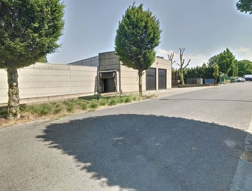                                         Entrepôt à louer à Dadizele, € 2.200
