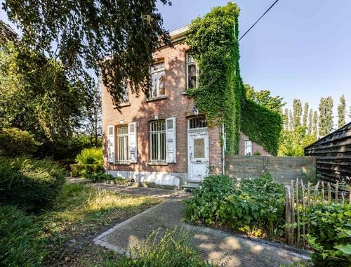                                         Woning te koop in Berlaar, € 230.000
