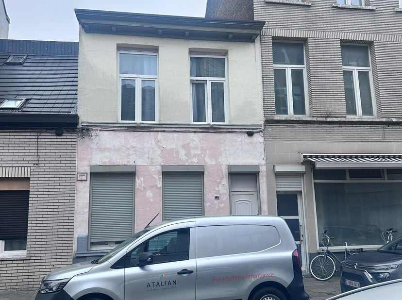 Huis te koop in Gasstraat 121,
                    2060 Antwerpen