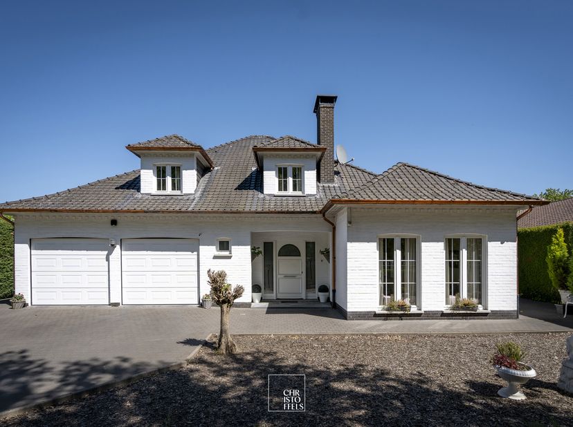 Huis te koop in Ringlaan 113,
                    3630 Mechelen-aan-de-Maas