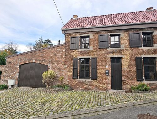                                         Eengezinswoning te koop in Paturages, € 190.000
