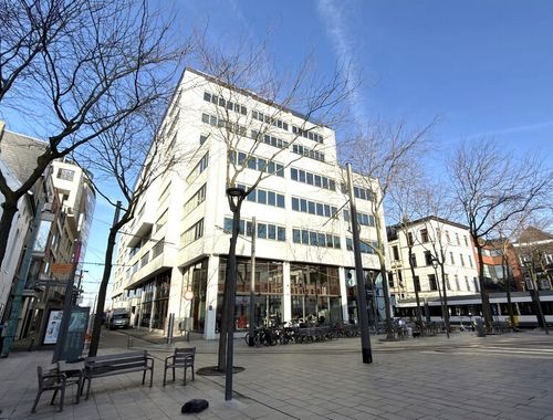                                         Kantoor te huur in Antwerpen, € 4.433,33
