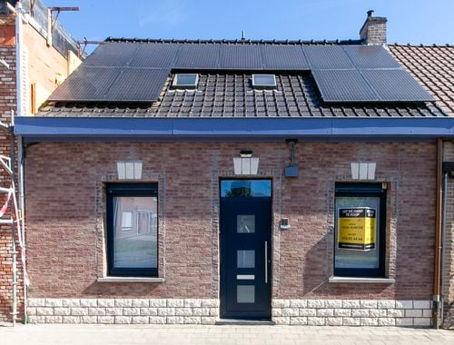                                         Rijwoning te koop in Bissegem, € 200.000
