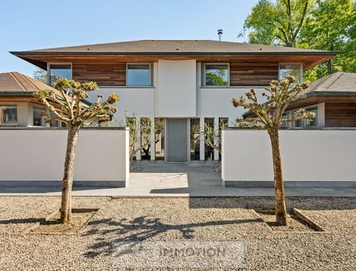                                         Villa te koop in Roeselare, € 995.000
