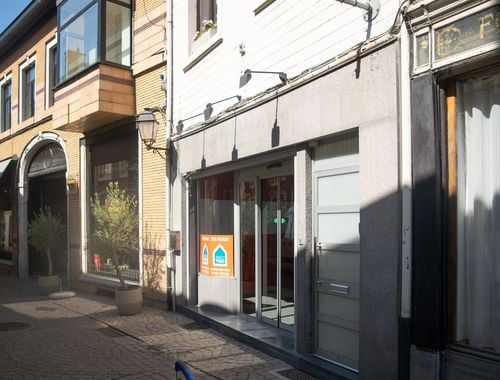                                         Handelspand te huur in Tienen, € 900
