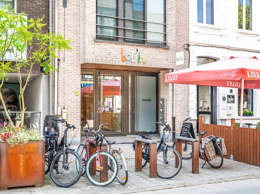 Bien professionnel à vendre
                    à 2880 Bornem