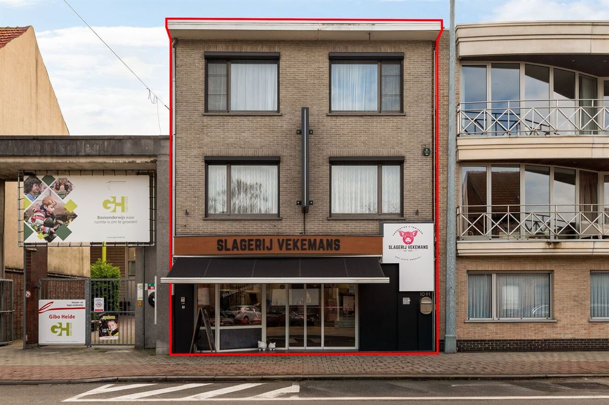 Handelspand met woonst te koop