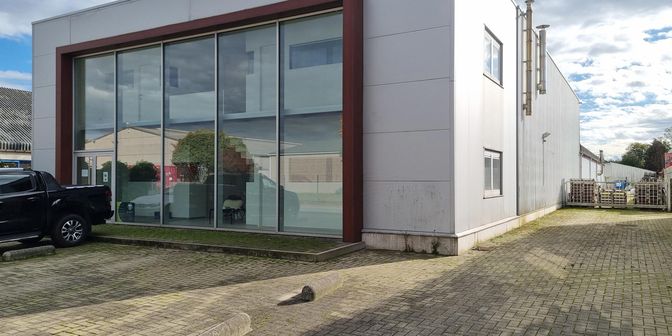 Bien professionnel à vendre à Fabriekstraat 7, 3670 Ellikom