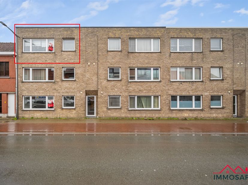 Te koop: appartement (84 m²) in Burcht.<br />
<br />
✔ 2 slaapkamers<br />
✔ Lichtrijke woonkamer<br />
✔ Moderne keuken<br />
✔ Goede ligging na