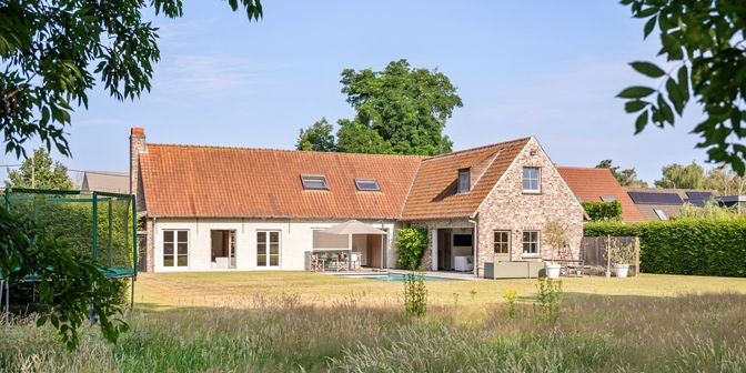 Huis te koop in Luxemburgstraat 102, 9890 Gavere