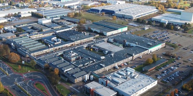 Bedrijfsvastgoed te huur in Steenweg op Gierle 417, 2300 Turnhout