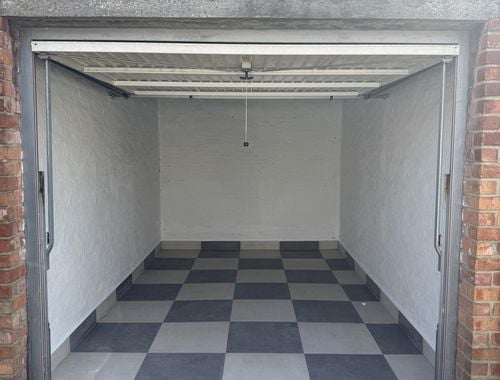                                         Garagebox te huur in Mechelen, € 115
