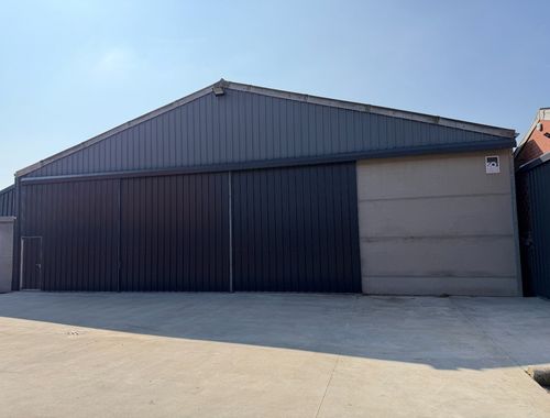                                         Opslagplaats te huur in Langemark, € 695
