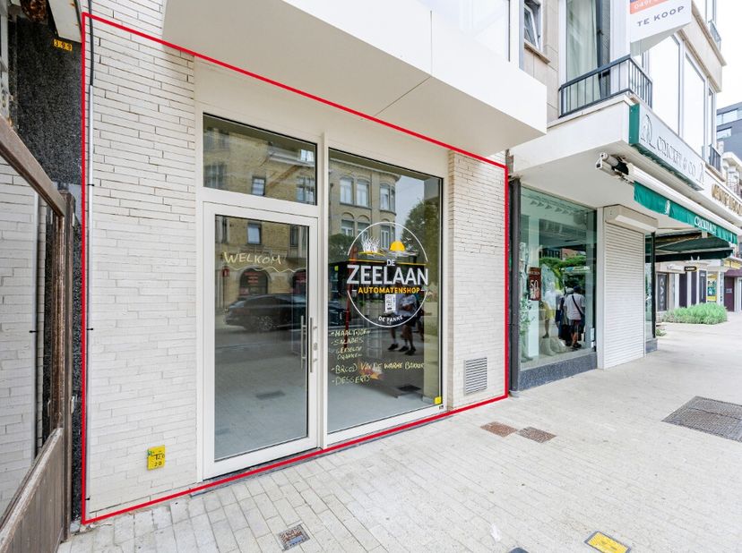 Verhuurd handelspand in Residentie Trapegeer. Toplocatie in hartje De Panne! In het gloednieuwe project Residentie Trapegeer, gelegen in de bruisende