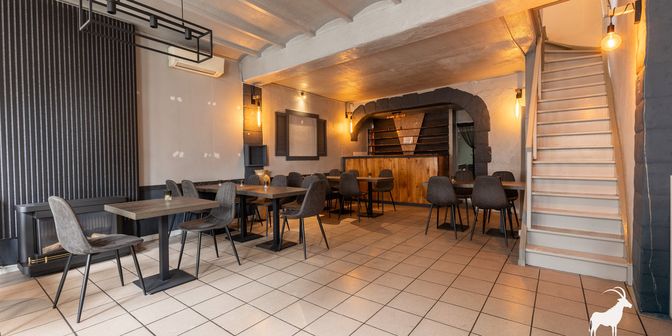 Bedrijfsvastgoed te huur in rue des Combattants 8, 6020 Dampremy