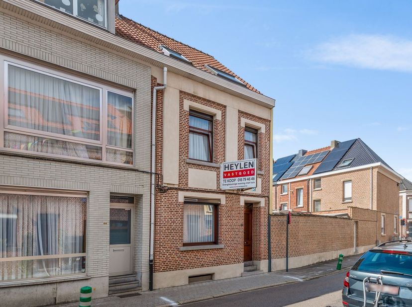Huis te koop in Pareipoelstraat 42,
                    2800 Mechelen
