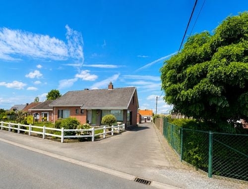                                         Woning te koop in Ingelmunster, € 348.000
