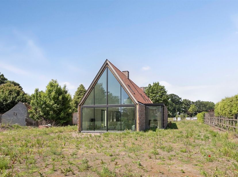 Huis te koop in Terwallenstraat 1,
                    9870 Zulte