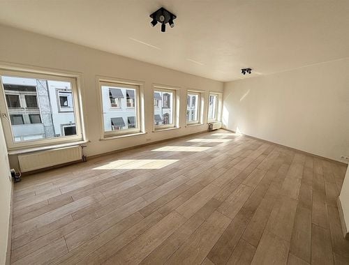                                         Appartement à louer à Aalst, € 775
