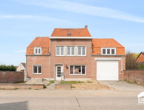                                         Maison à vendre à Neerlinter, € 175.000
